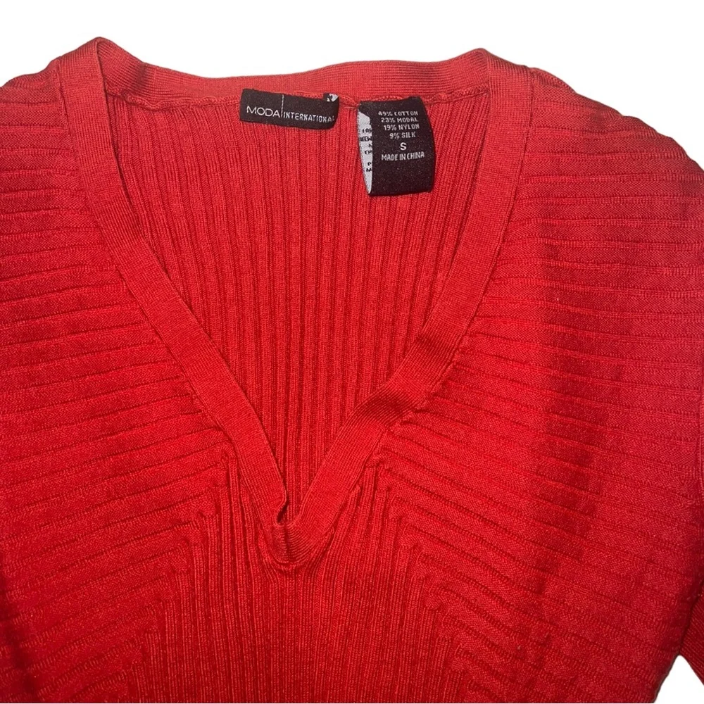 Moda Sweater - Picture 6 of 6